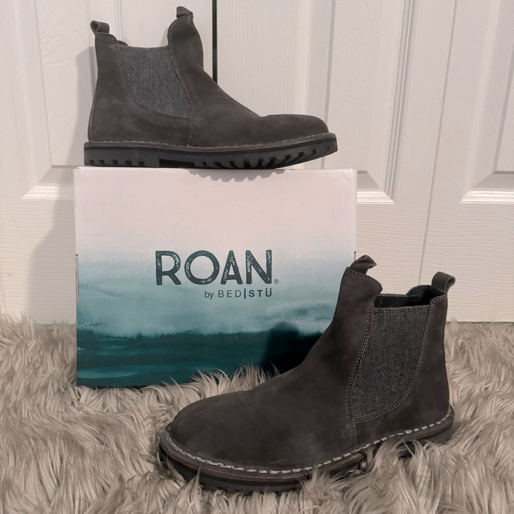 ROAN BED STU Women’s Suede Boots
